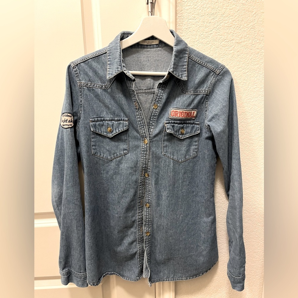 Women Denim Shirts, Small Size